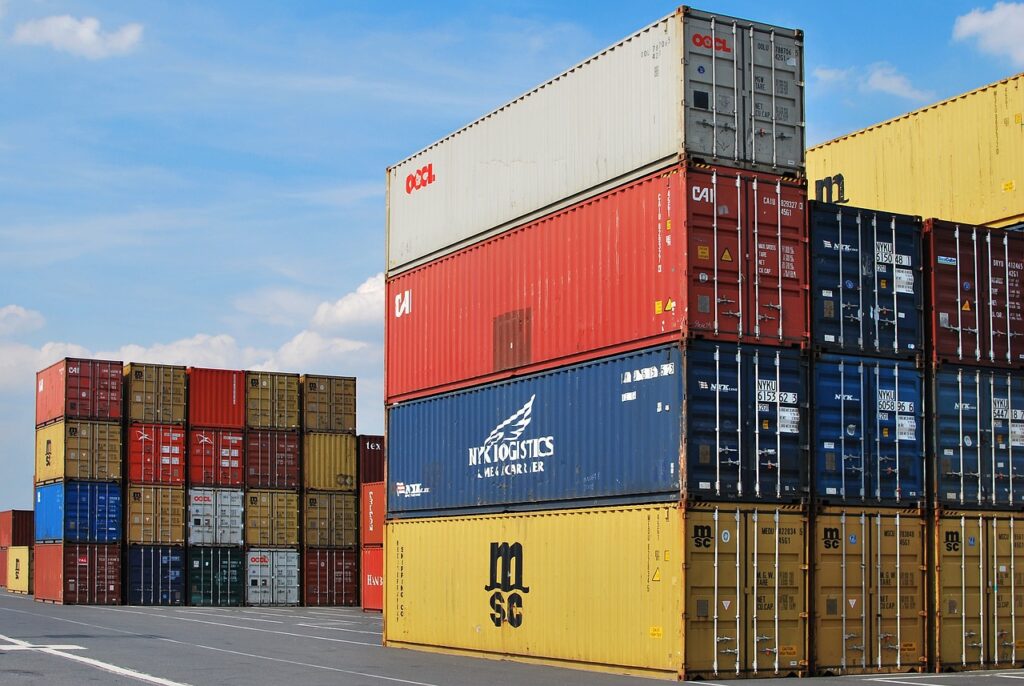 aka alt-dock, container, export-441989.jpg, aka alt-Understanding Shipping Containers Business Activities in the USA