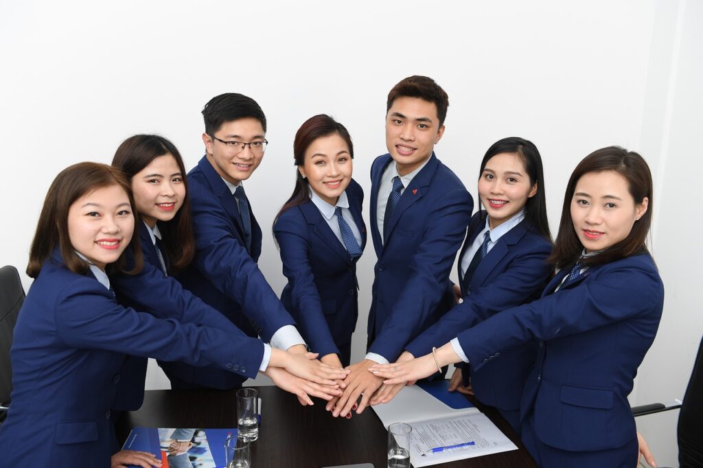 aka alt-team, business, asians-5772023.jpg, aka alt-Supplier Relationship Management: Connect with 1M Businesses